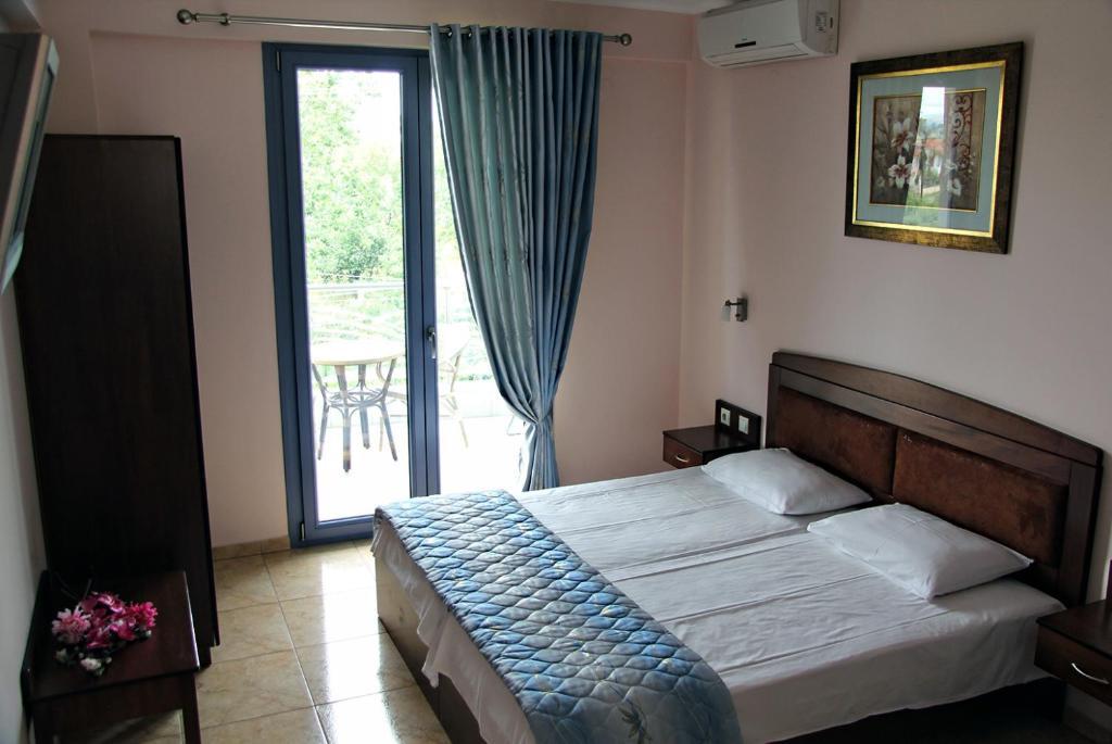 Enalion Aparthotel Olympiaki Akti Exterior photo