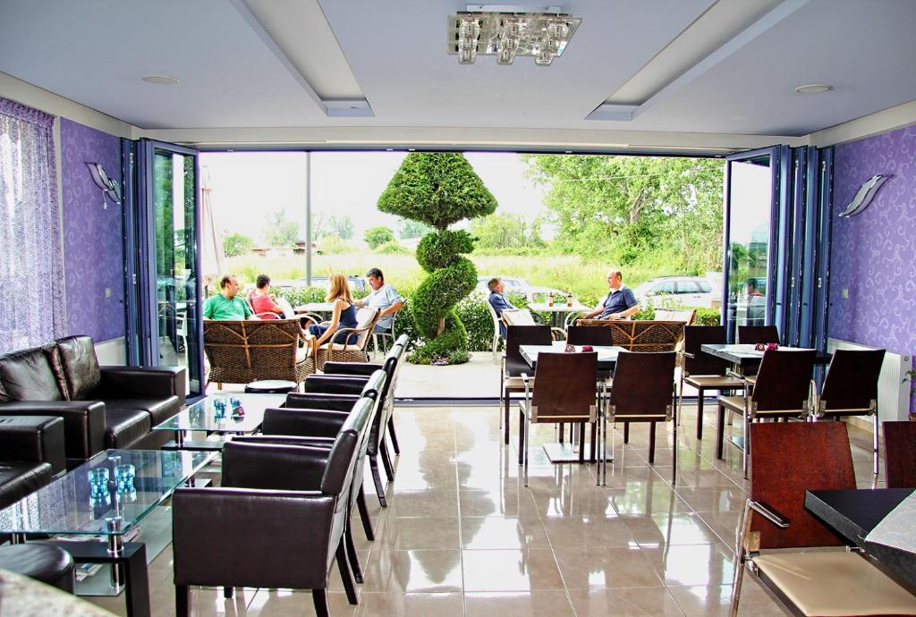 Enalion Aparthotel Olympiaki Akti Exterior photo