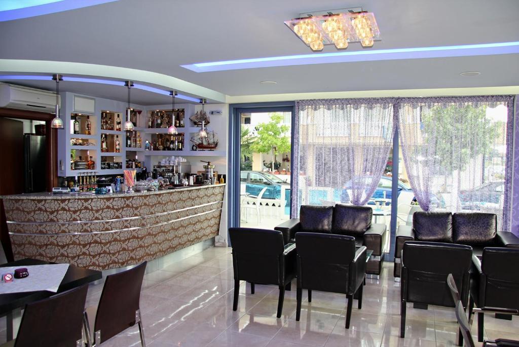 Enalion Aparthotel Olympiaki Akti Exterior photo
